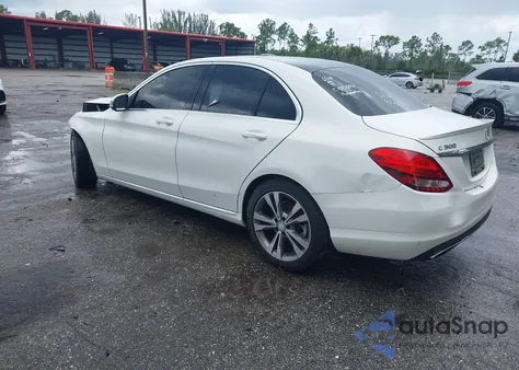 2017 Mercedes-Benz C 300 from USA, damaged, VIN WDDWF4JB6HR250694